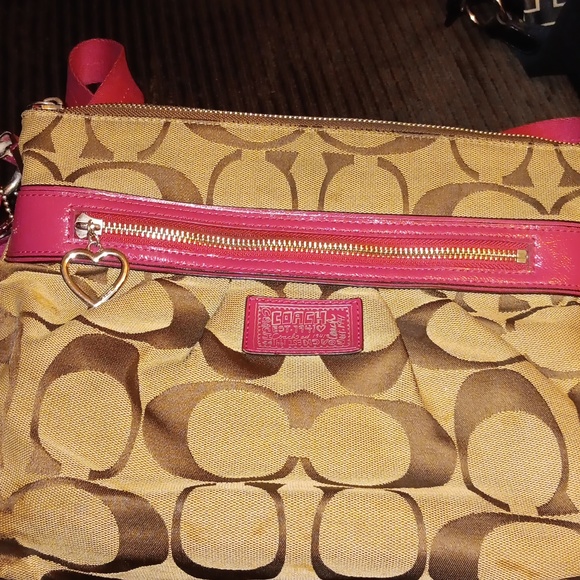 Coach Handbags - Coach Purse